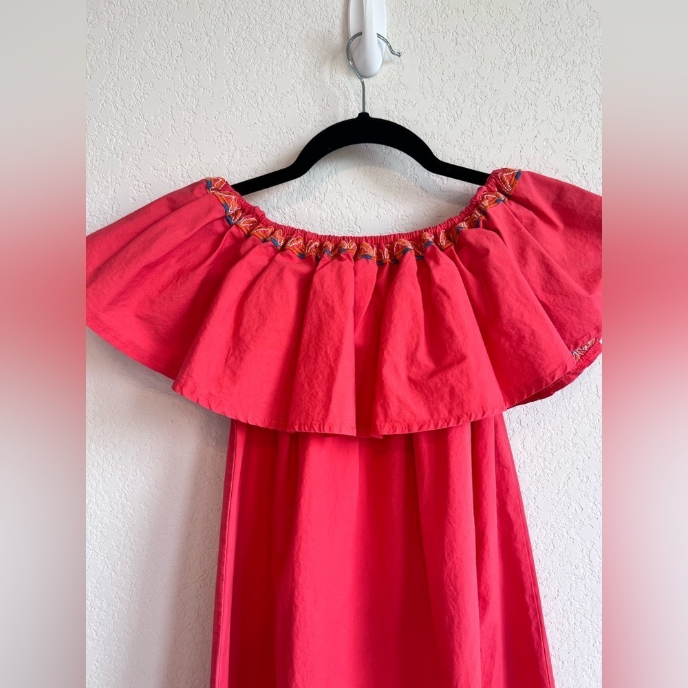 VALZERA EMBROIDERED DRESS SIZE SMALL - Picture 4 of 10